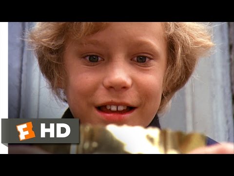 Willy Wonka &amp; the Chocolate Factory - Charlie Finds the Golden Ticket Scene (2/10) | Movieclips