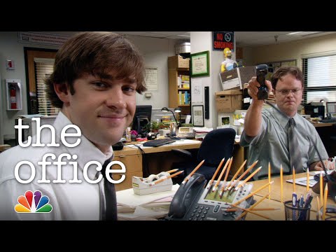 The Best Moments from the Pilot Episode - The Office